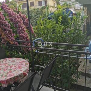 MALI LOŠINJ- etaža kuće sa tri stana
