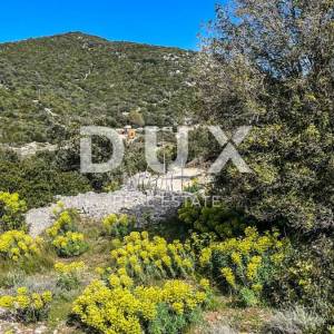 MALI LOŠINJ - Građevinsko zemljište na mirnoj lokaciji s pogledom na more