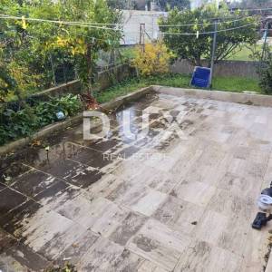 MALI LOŠINJ - KUĆA  na mirnom mjestu, rijetkost na tržištu