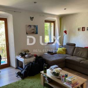 MALI LOŠINJ, kuća sa dva stana i uređenom okućnicom 170m2