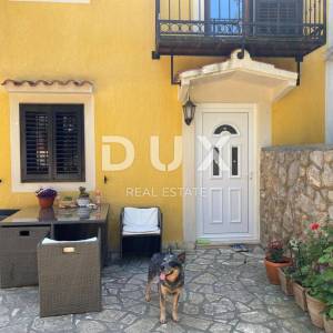 MALI LOŠINJ, kuća sa dva stana i uređenom okućnicom 170m2