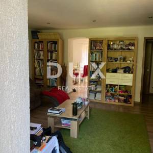 MALI LOŠINJ, kuća sa dva stana i uređenom okućnicom 170m2