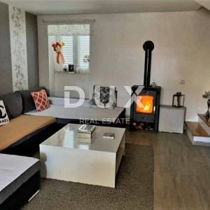 Mali Lošinj - kuća sa uređenom okućnicom i parkingom