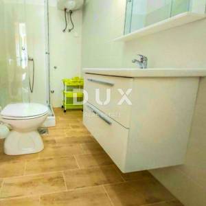 MALI LOŠINJ, OKOLICA - Apartmanska kuća u mirnom dijelu otoka