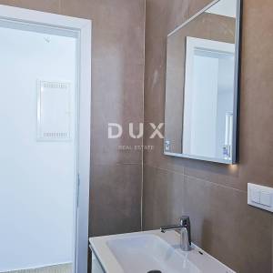 MALI LOŠINJ - Penthouse u centru na 100m od mora s garažom