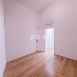 MALI LOŠINJ - Penthouse u centru na 100m od mora s garažom