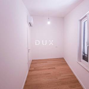 MALI LOŠINJ - Penthouse u centru na 100m od mora s garažom