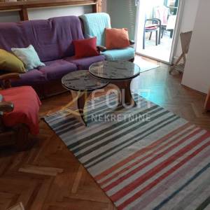 Mali Lošinj, samostojeća kuća 2. red do mora