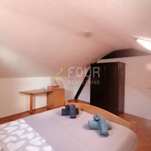 Mali Lošinj, Unije, dvoetažni stan, 88.39m2, 3s+db, terasa