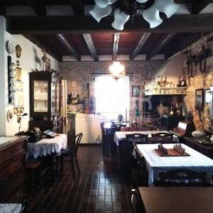 Mali Lošinj, Unije, kamena kuća 30m od mora