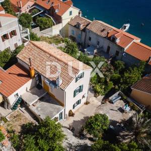 MALI LOŠINJ- Vila blizu mora s vlastitim vezom za brodice