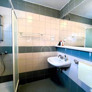 Malinska, apartman, 45 m2, 140 m od plaže!  