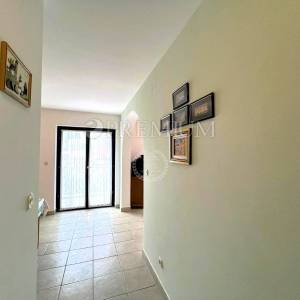 Malinska, apartman, 45 m2, 140 m od plaže!  