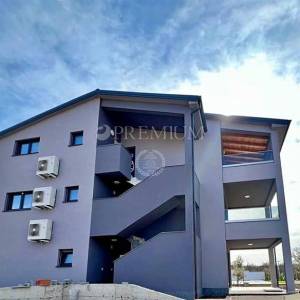 Malinska, apartman s prekrasnim pogledom na more!
