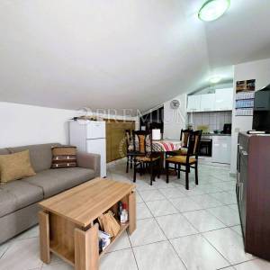 Malinska, apartman u blizini mora, 55 m2