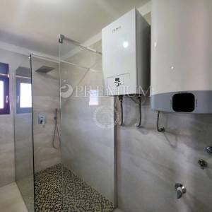 Malinska, apartman u novoj zgradi s pogledom na more!