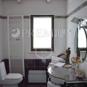 Malinska, četverosobni dvoetažni apartman, 269 m2!      