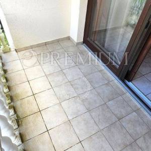 Malinska, dvoetažni apartman na mirnoj lokaciji! Blizu mora!