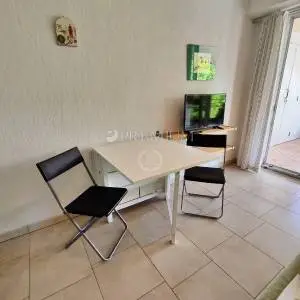 Malinska, etaža obiteljske kuće, samo 350 m od mora!