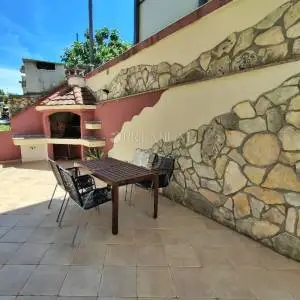 Malinska, etaža obiteljske kuće, samo 350 m od mora!