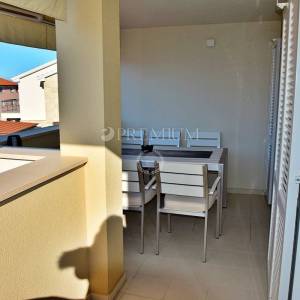 Malinska, komforni apartman s pogledom na more!