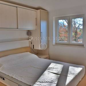 Malinska, komforni apartman s pogledom na more!