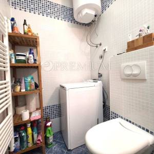 Malinska, namješten apartman na odličnoj lokaciji!