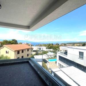 Malinska, namješten penthouse s pogledom na more!