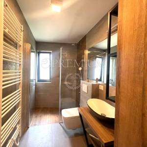Malinska, namješten penthouse s pogledom na more!