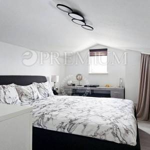 Malinska, namješteni apartman s panoramskim pogledom na more!