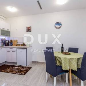 MALINSKA, OTOK KRK - Jednosobni apartman s okućnicom