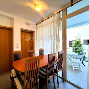 Malinska - Porat, apartman s terasom na mirnoj lokaciji