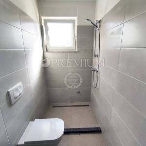 Malinska, prodaja, apartman u prizemlju 500m od mora!