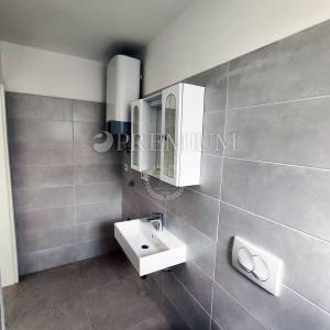 Malinska, prodaja, apartman u prizemlju 500m od mora!