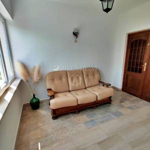 Malinska, prodaja apartmanske kuće s 6 stambenih jedinica!