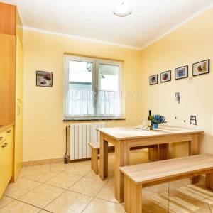 Malinska, prodaja, apartmanska, samostojeća kuća, 100 m od plaže!