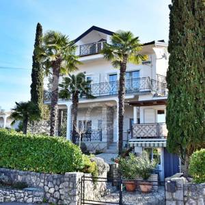 Malinska, prodaja, apartmanska, samostojeća kuća, 100 m od plaže!