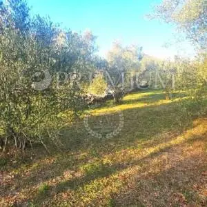 Malinska, prodaja građevinskog zemljišta blizu centra!