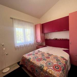 Malinska, prodaja, kuća s bazenom 