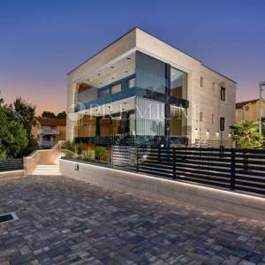 Malinska, prodaja, moderan penthouse s otvorenim pogledom na more! Novogradnja 