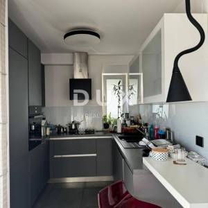 MARČELJEVA DRAGA - stan 95m2, DB+3S, 1.kat s panoramskim pogledom na more 