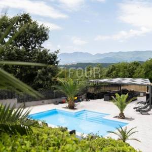Marčelji, 84.13m2, 2s+db, balkon i terasa, zajednički bazen