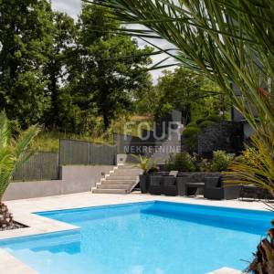 Marčelji, 84.13m2, 2s+db, balkon i terasa, zajednički bazen