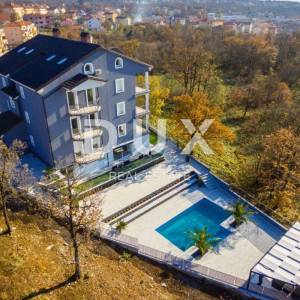 MARČELJI, VRTAČE - LUKSUZNI STANOVI 85 m2   SA BAZENOM I OKUĆNICOM
