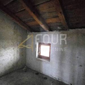Marinići, kuća poslovno-stambene namjene, 230m2