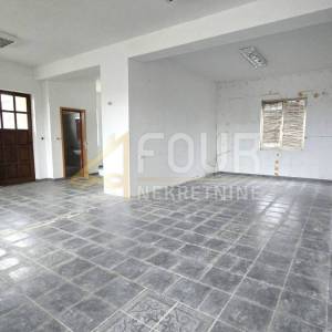 Marinići, kuća poslovno-stambene namjene, 230m2