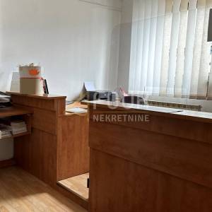 Marinići, poslovno stambeni objekt, 1192.21m2