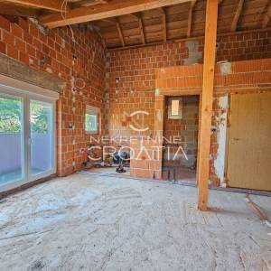 Martinkovec: kuća sa 3 apartmana, 2 km od Varaždinskih Toplica! 