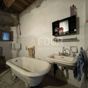 Matulji, 120m2, etaža - mogućnost 2 stana