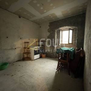 Matulji, 120m2, etaža - mogućnost 2 stana